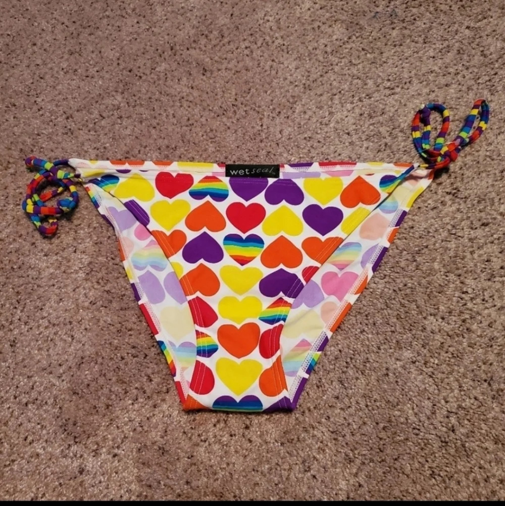 Wet Seal Y2K Women's Rainbow Hearts Bikini Bottom XL